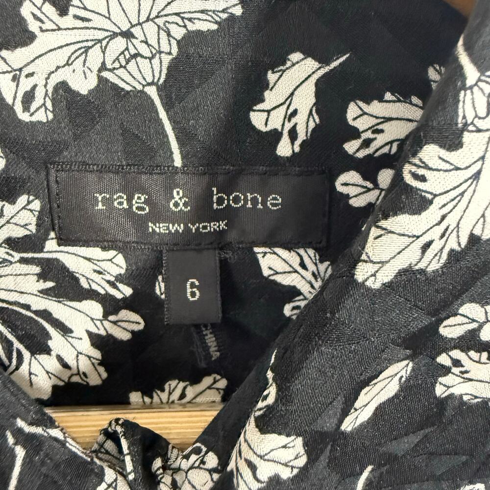 Rag & Bone Surplus Floral Romper Black White Shorts Pockets Size 6 - Picture 12 of 14